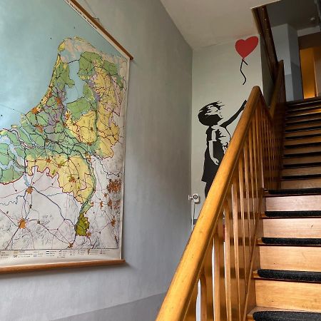 B&B Les Ecoliers 舍兰 外观 照片