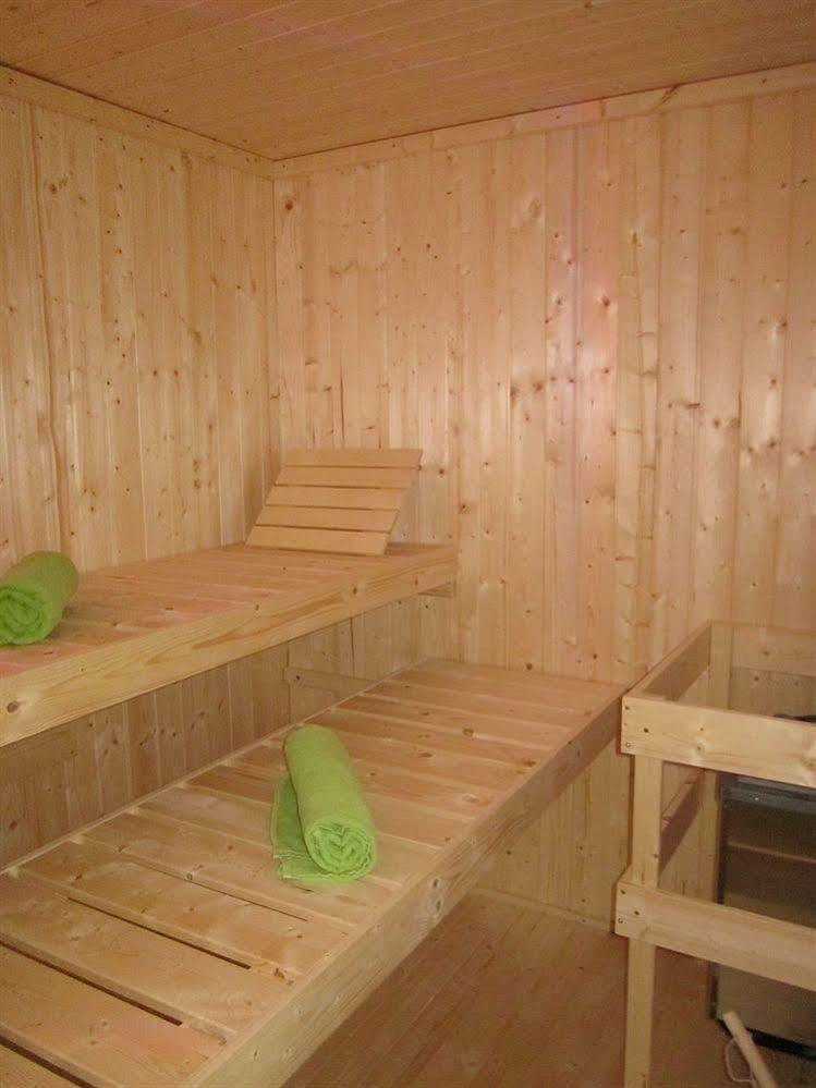B&B Les Ecoliers 舍兰 外观 照片